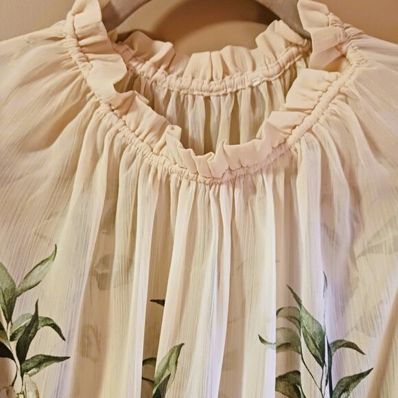 Size L - XL RACHEL ZOE Lightweight Summertime Cream Floral Romantic Sheer Blouse - Picture 6 of 7